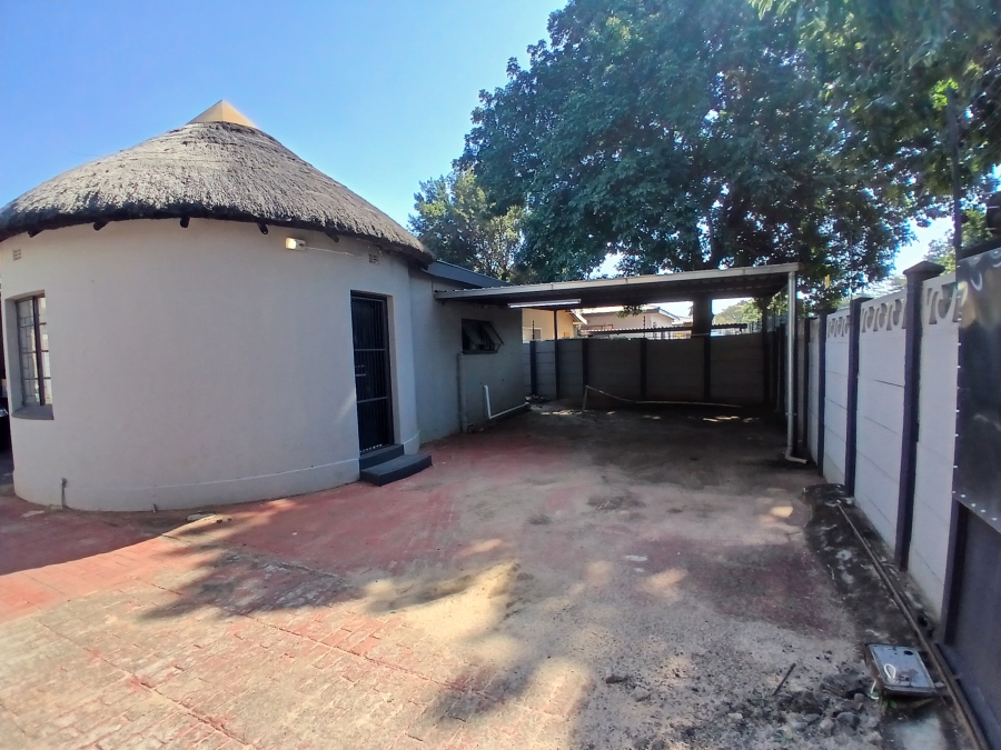Commercial Property for Sale in Bodorp North West